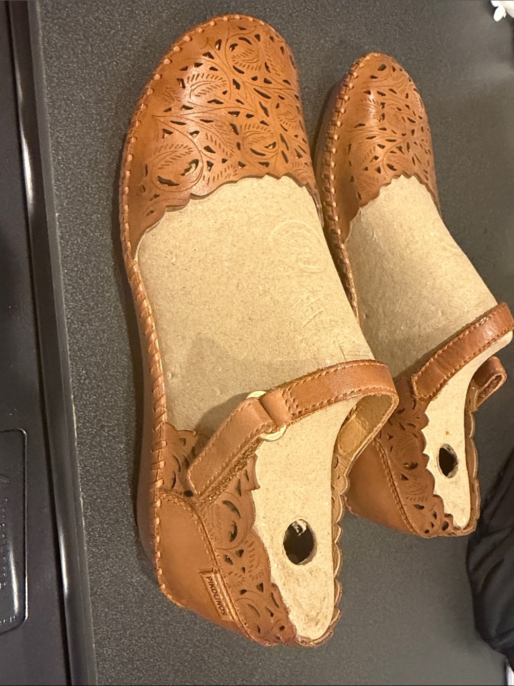 PIKOLINOS Women's Brown Laser-Cut Mary Jane Flats